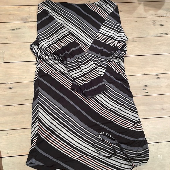 Jessica Simpson Stripped Maternity Top M - Picture 5 of 5